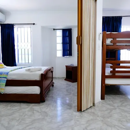Coosonav Hotel *